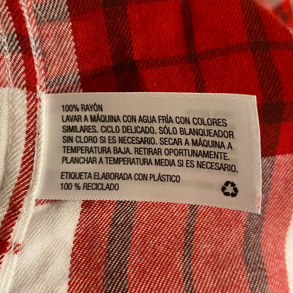 Universal threads plaid button down - Picture 10 of 10